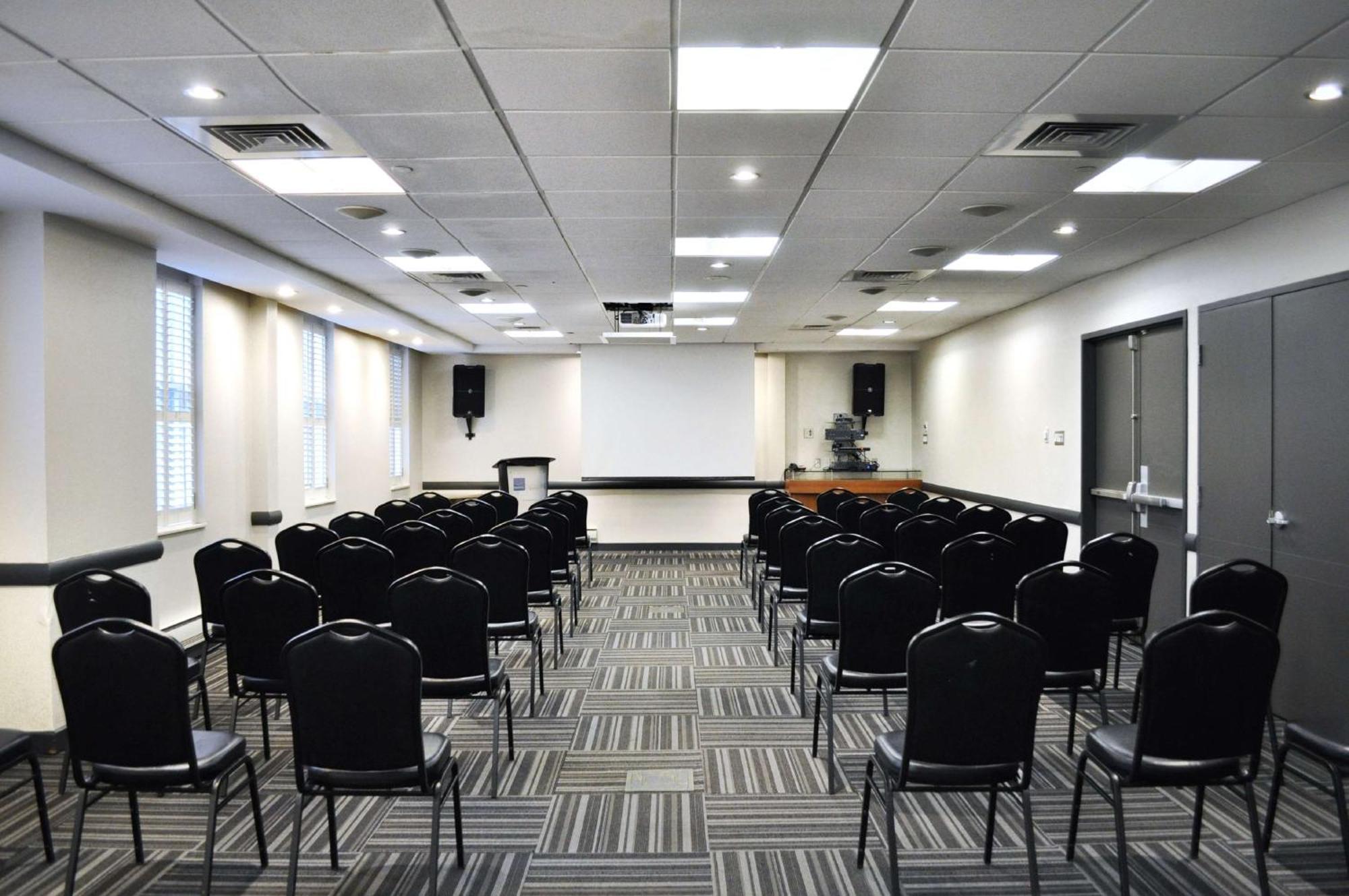 Hotel Doubletree By Hilton Downtown Ottawa